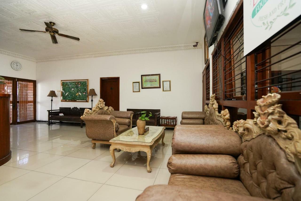 Oyo 969 Penginapan Darma I Surabaya Exterior photo
