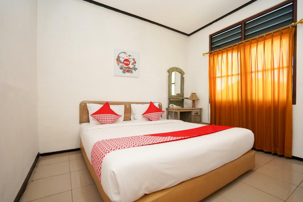 Oyo 969 Penginapan Darma I Surabaya Exterior photo